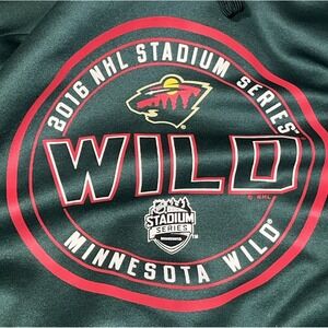 Minnesota Wild 2016 Stadium Series NHL Hoodie Green Men's S Big Center Logo EUC